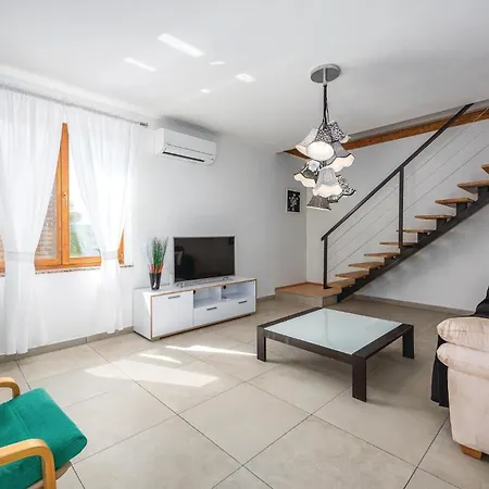 Holiday home Amazing In Labin With House A Panoramic View Labin (Istria)